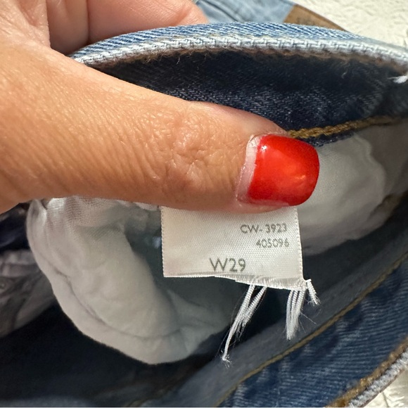 Signature by Levi Strauss Blue Distressed Jean Shorts - Picture 3 of 3